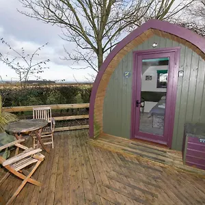 Seaways Glamping, Oak Driffield